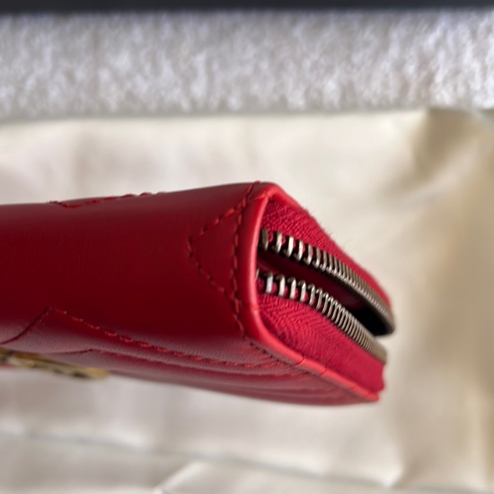 Gucci Calfskin Matelasse GG Marmont Zip Around Wallet Hibiscus Red - Picture 8 of 16